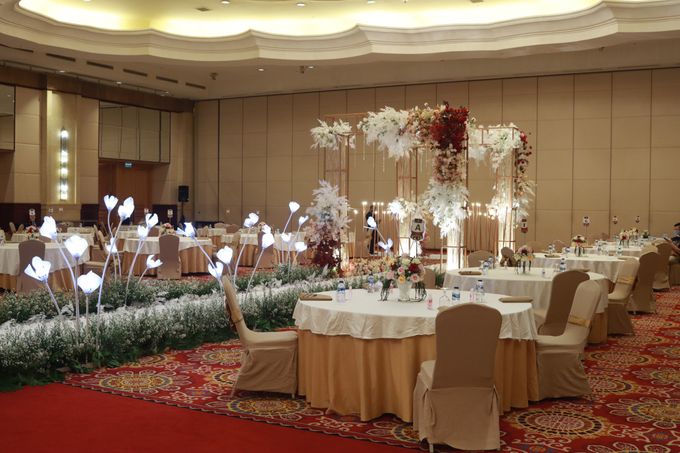 MC Wedding Ritz Carlton Mega Kuningan Jakarta - Anthony Stevven by King Foto & Bridal Image Wedding - 015 MC Wedding Ritz Carlton Mega Kuningan Jakarta - Anthony Stevven by King Foto & Bridal Image Wedding - 015