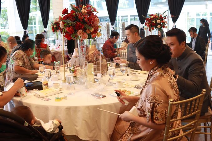 MC Sangjit - Engagement Intimate Glass House Ritz Carlton Pacific Place - Anthony Stevven by Anthony Stevven - 017 MC Sangjit - Engagement Intimate Glass House Ritz Carlton Pacific Place - Anthony Stevven by Anthony Stevven - 017