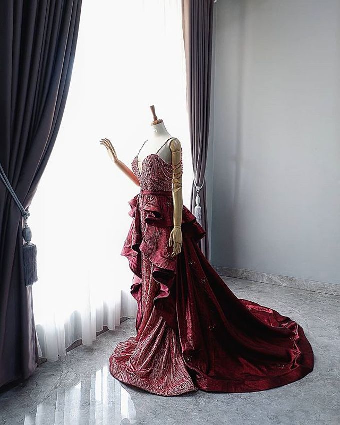 2 Looks Alternative Dress (Day and Night) by METTA FEBRIYAN bridal & couture - 009 2 Looks Alternative Dress (Day and Night) by METTA FEBRIYAN bridal & couture - 009