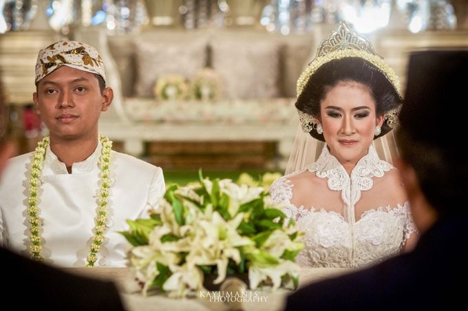 Gessa And Adjie Wedding Ceremony by D&D Professional Make Up Artist & Kebaya By Dindin Nurdiansyah - 006