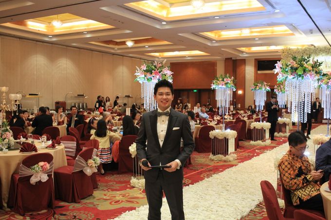 MC Wedding Red Top Hotel Jakarta - Anthony Stevven by Pelangi Cake - 010