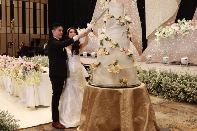 Jazz entertainment Wedding at Swissotel Jakarta - Double V entertainment by Double V Entertainment - 027 Jazz entertainment Wedding at Swissotel Jakarta - Double V entertainment by Double V Entertainment - 027