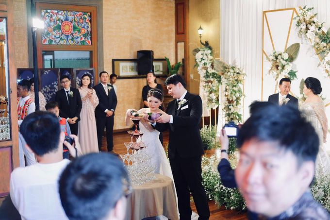 Rio & Lian Wedding by HENRY BRILLIANTO - 017 Rio & Lian Wedding by HENRY BRILLIANTO - 017