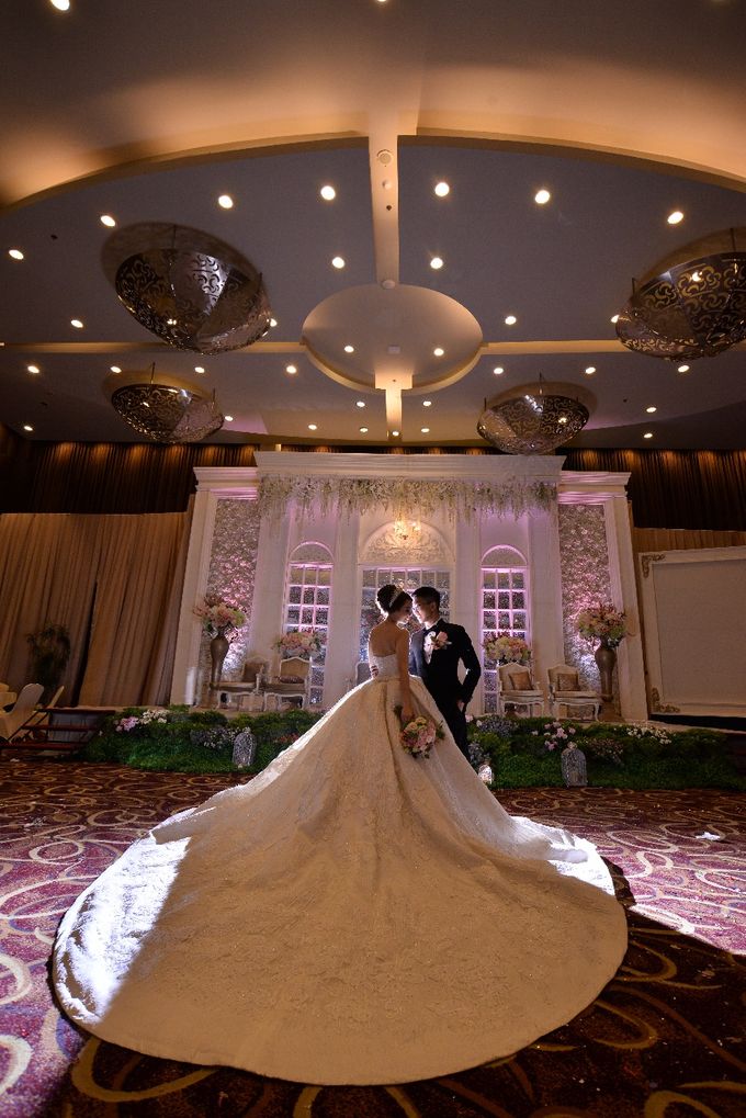 The Wedding Of Adri & Karin by FIVE Seasons WO - 012 The Wedding Of Adri & Karin by FIVE Seasons WO - 012
