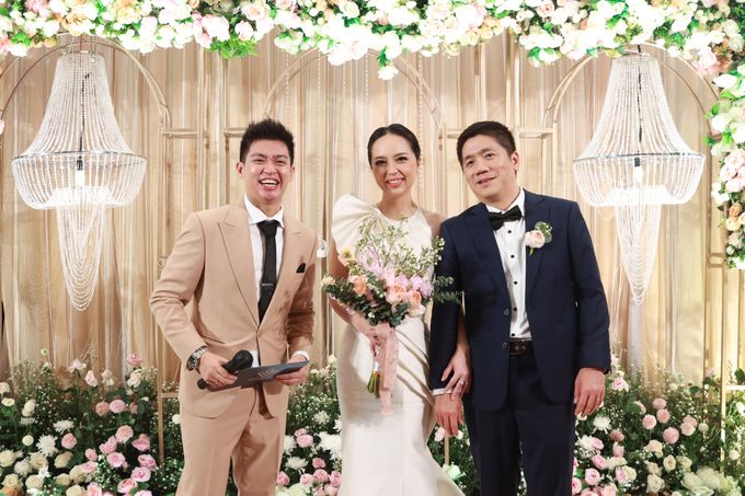 Fine Dinning Intimate entertainment wedding at Alto Restaurant Four Seasons Jakarta - Double V Entertainment by Hian Tjen - 016 Fine Dinning Intimate entertainment wedding at Alto Restaurant Four Seasons Jakarta - Double V Entertainment by Hian Tjen - 016