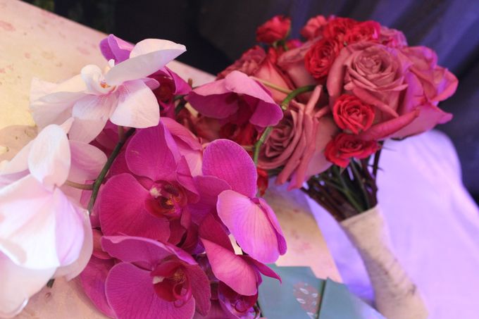 HAND BOUQUET & KORSASE by Home Smile Florist - 002 HAND BOUQUET & KORSASE by Home Smile Florist - 002