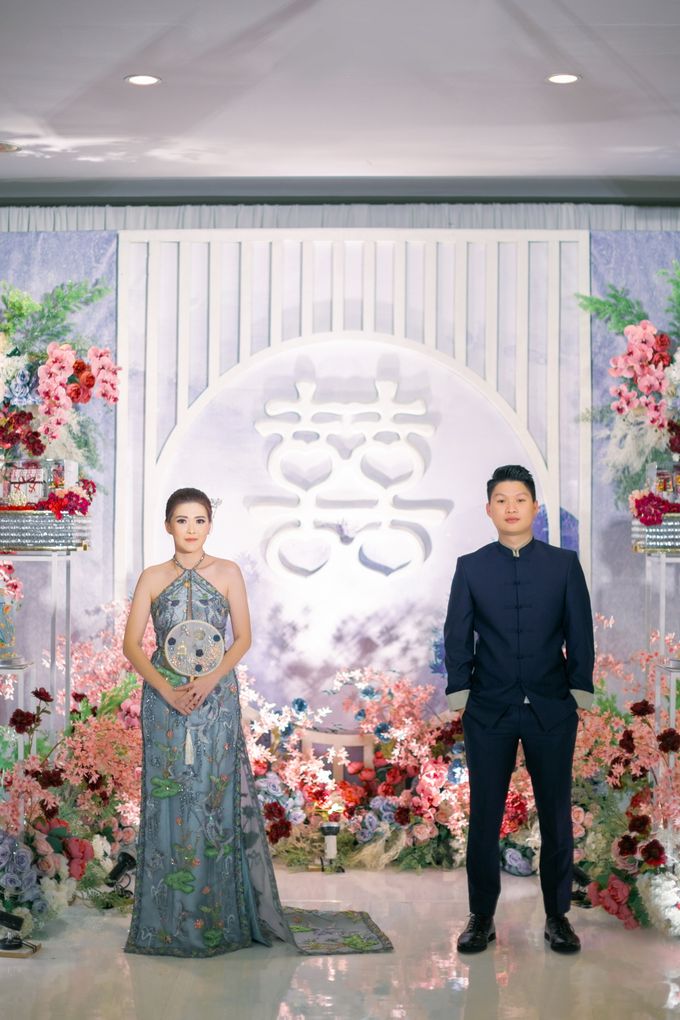 Sisca & Louis Engagement Decoration at Panorama Room, Hilton by Valentine Wedding Decoration - 010 Sisca & Louis Engagement Decoration at Panorama Room, Hilton by Valentine Wedding Decoration - 010