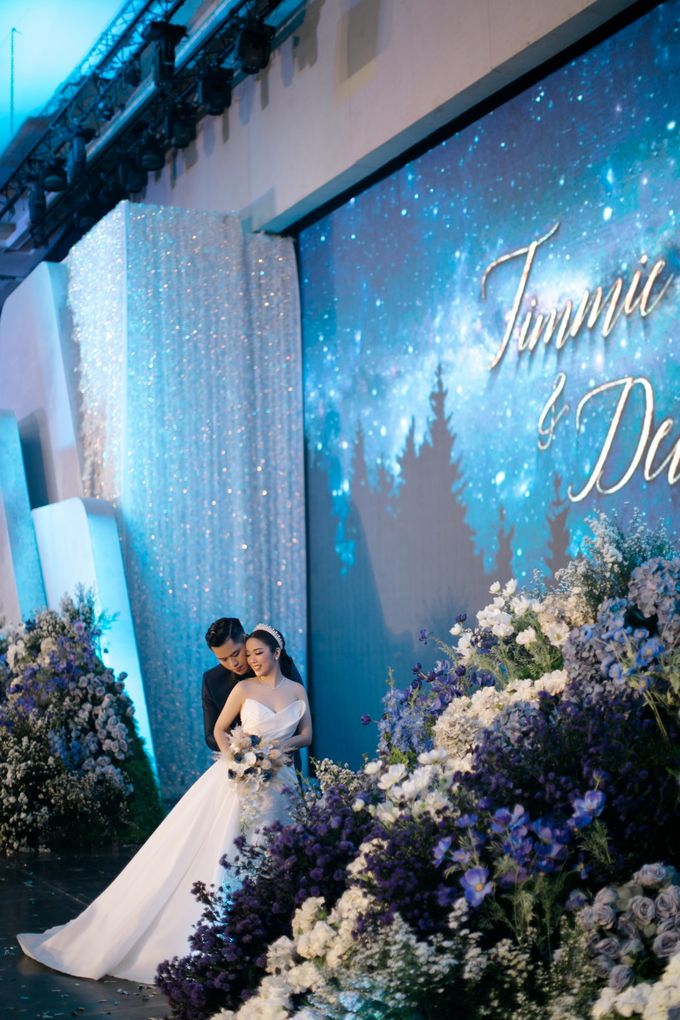 Timmie & Della Wedding Decoration at Intercontinental Ballroom by InterContinental Bandung Dago Pakar - 009 Timmie & Della Wedding Decoration at Intercontinental Ballroom by InterContinental Bandung Dago Pakar - 009
