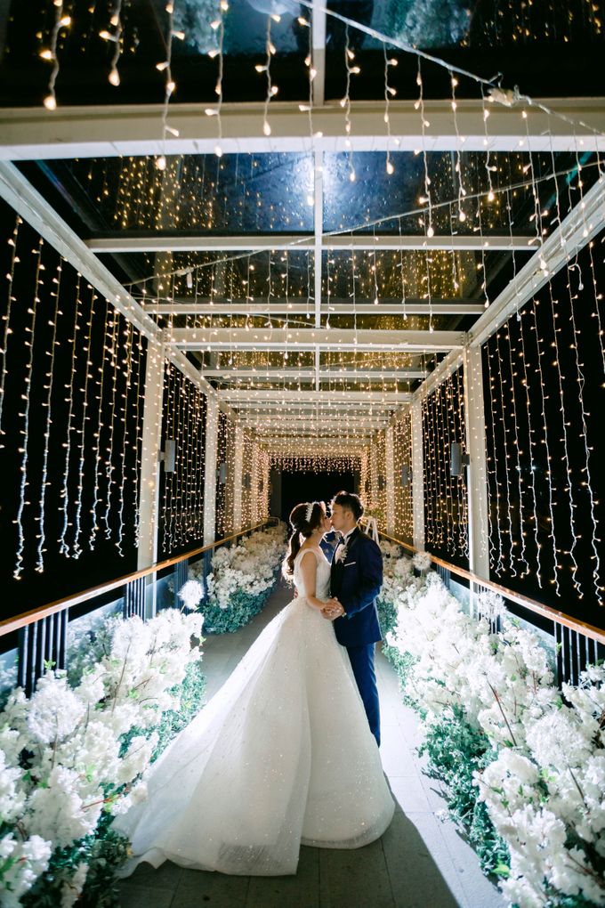 Navaro & Elizabeth Wedding Decoration at Intercontinental Diamond by Valentine Wedding Decoration - 042 Navaro & Elizabeth Wedding Decoration at Intercontinental Diamond by Valentine Wedding Decoration - 042
