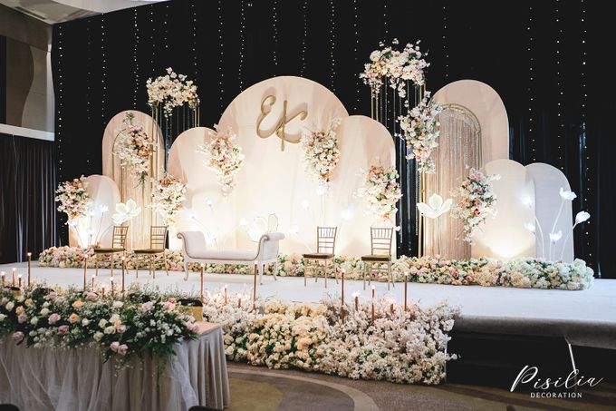 Santika Hayam Wuruk, 20 Mar '21 by Pisilia Wedding Decoration