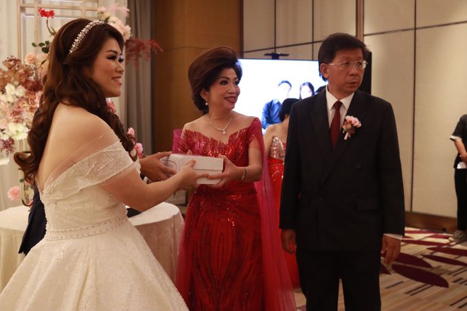 MC Wedding intimate at Padang Room Westin Jakarta by Anthony Stevven by Vica Decoration - 023 MC Wedding intimate at Padang Room Westin Jakarta by Anthony Stevven by Vica Decoration - 023
