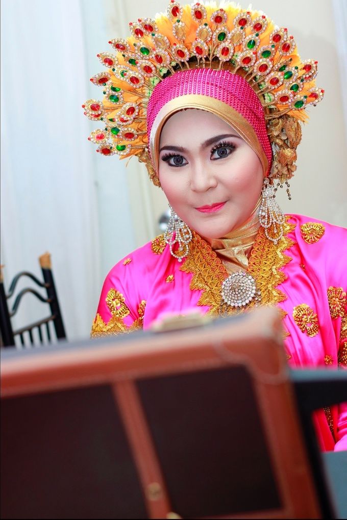 Suci & Aman Wedding (in Bima) by Nayah Make Up Artist - 002 Suci & Aman Wedding (in Bima) by Nayah Make Up Artist - 002