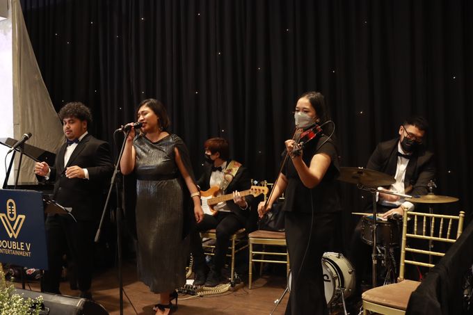 Intimate Jazz Entertainment Wedding at Ritz Carlton Pacific Place Jakarta by Double V by Everglow Pagar Ayu - 012 Intimate Jazz Entertainment Wedding at Ritz Carlton Pacific Place Jakarta by Double V by Everglow Pagar Ayu - 012