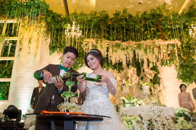 Mr. Albert & Mrs. Ferdina wedding by Brillington & Brothers - 001