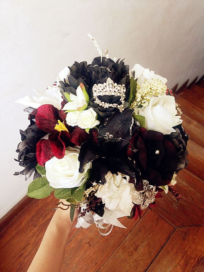 ROCK WEDDING BOUQUET by LUX floral design - 002