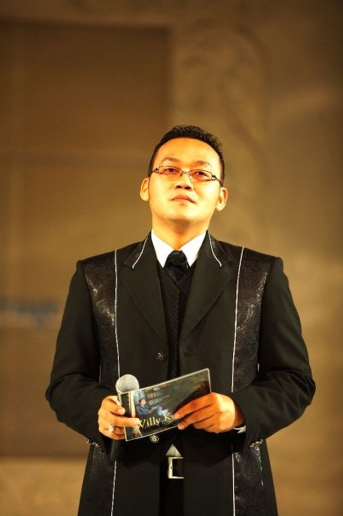 on stage! by Willy Kevinda Aditya MC - 005