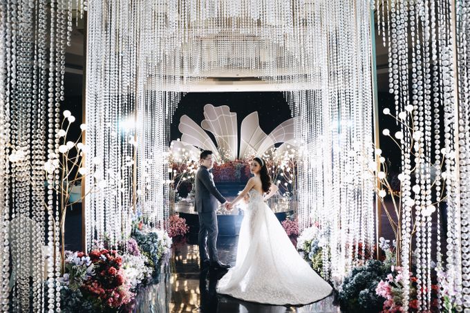 Regan & Natalia Wedding Decoration at Santika Hotel by Testimo Wedding Planner & Organizer - 008 Regan & Natalia Wedding Decoration at Santika Hotel by Testimo Wedding Planner & Organizer - 008