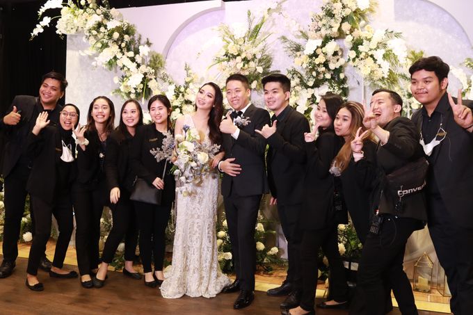 Intimate Jazz Entertainment Wedding at Ritz Carlton Pacific Place Jakarta by Double V by Everglow Pagar Ayu - 013 Intimate Jazz Entertainment Wedding at Ritz Carlton Pacific Place Jakarta by Double V by Everglow Pagar Ayu - 013