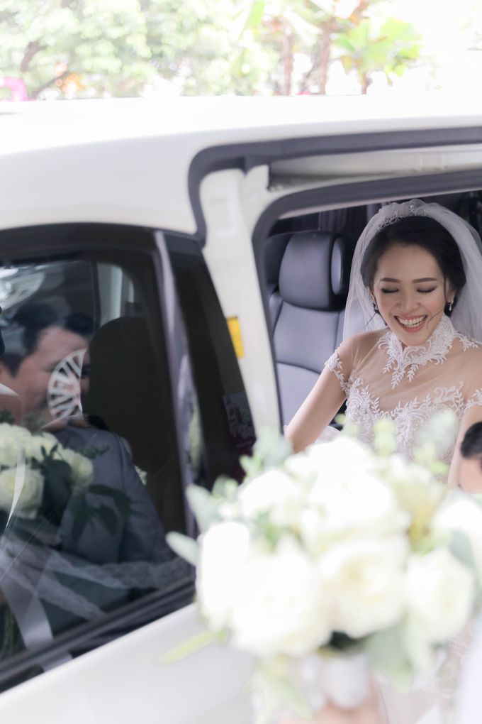 Beautiful Wedding by Priority Rent car - 017