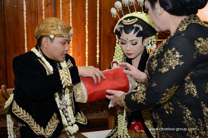 Dyka & Anung - Traditional Jawa by Charissa Event & Wedding Decoration - 005 Dyka & Anung - Traditional Jawa by Charissa Event & Wedding Decoration - 005