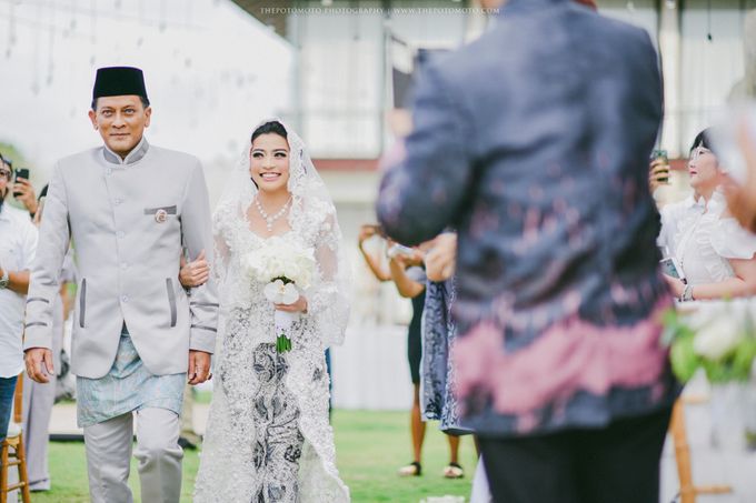Ayu Hastari & Ryoichi Hutomo Wedding Day by Thepotomoto Photography - 012 Ayu Hastari & Ryoichi Hutomo Wedding Day by Thepotomoto Photography - 012