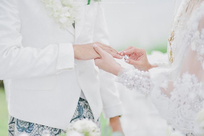 Ayu Hastari & Ryoichi Hutomo Wedding Day by Thepotomoto Photography - 025 Ayu Hastari & Ryoichi Hutomo Wedding Day by Thepotomoto Photography - 025