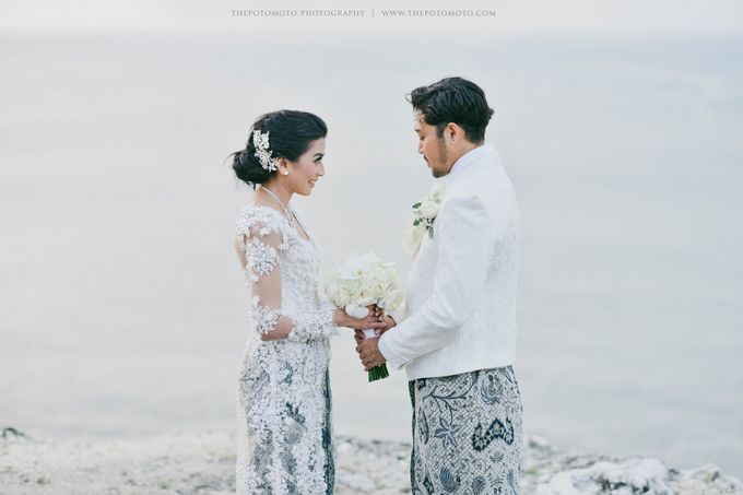 Ayu Hastari & Ryoichi Hutomo Wedding Day by Thepotomoto Photography - 029 Ayu Hastari & Ryoichi Hutomo Wedding Day by Thepotomoto Photography - 029