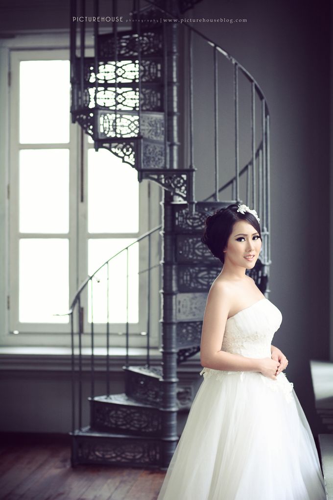 Prewedding Album 1 by PICTUREHOUSE PHOTOGRAPHY