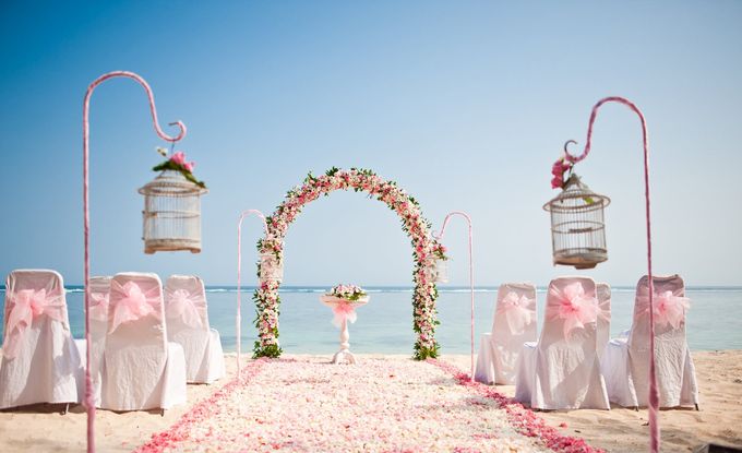 Beach Wedding by Samabe Bali Suites & Villas - 001 Beach Wedding by Samabe Bali Suites & Villas - 001