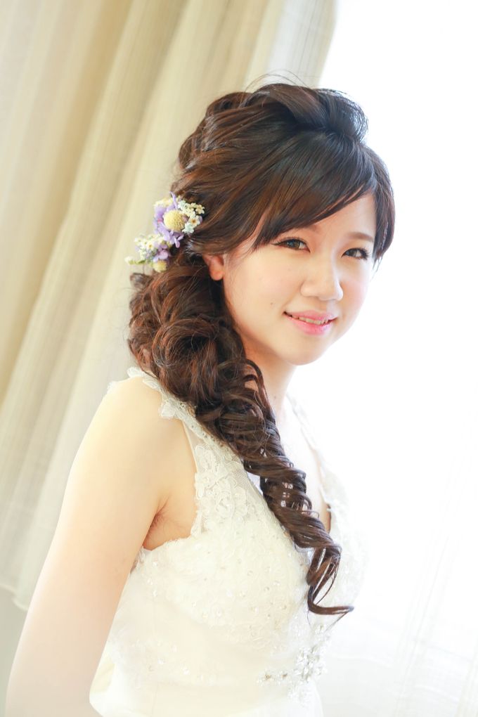 Bridal Airbrush Makeup and Hairstyling - Natural, Chic, Sweet and Pleasant by Sylvia Koh Makeup and Hairstyling - 016