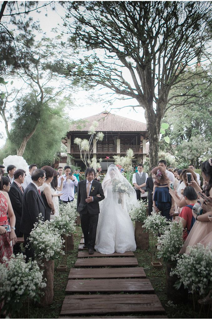 Arwin & Febi Wedding by Reynard Karman Photography - 030 Arwin & Febi Wedding by Reynard Karman Photography - 030