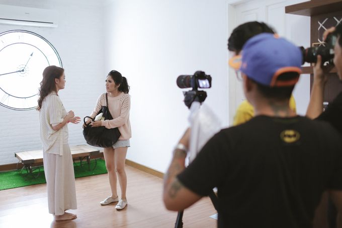 Mother Behind the Scene by Prier Photography - 037 Mother Behind the Scene by Prier Photography - 037