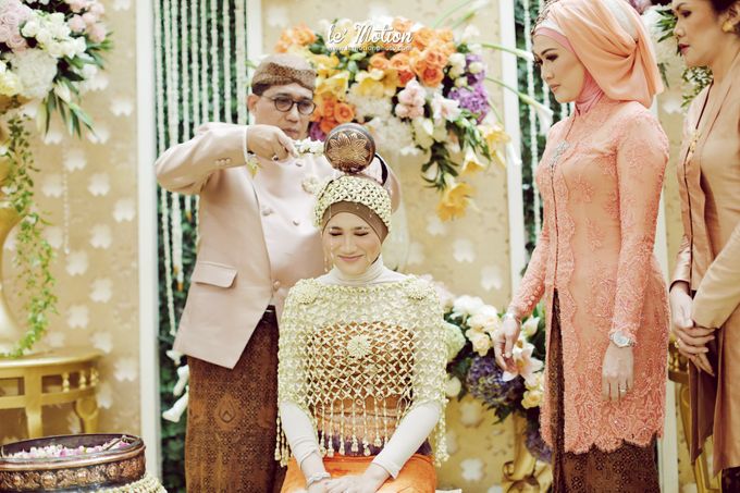 Bella & Khairul - Javanese & Palembangnese Wedding by Watie Iskandar Wedding Decoration & Organizer - 011