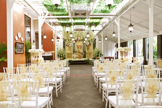 Bella & Khairul - Javanese & Palembangnese Wedding by Watie Iskandar Wedding Decoration & Organizer - 033