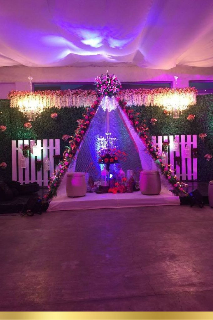 Previous Weddings by Boracay Fuego Events by Jerome Bernabe - 020 Previous Weddings by Boracay Fuego Events by Jerome Bernabe - 020