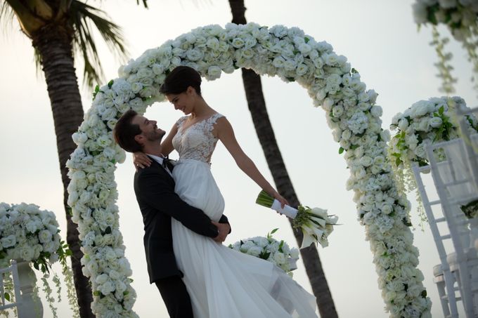 Wedding at Beachfront Private Pool by The Anvaya Beach Resort Bali - 005 Wedding at Beachfront Private Pool by The Anvaya Beach Resort Bali - 005