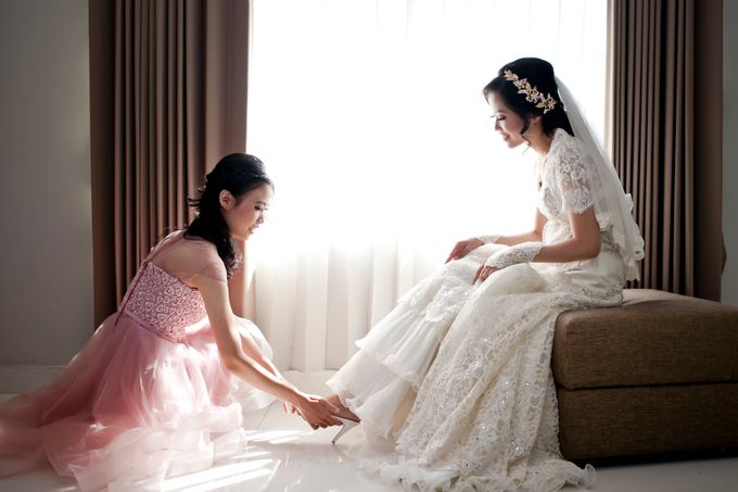 Simple and Elegant Wedding by AngelineThresdy Makeup Artist - 016 Simple and Elegant Wedding by AngelineThresdy Makeup Artist - 016