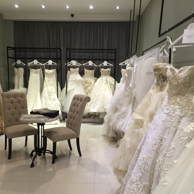 OUR SHOWROOM (PONDOK INDAH & KEDOYA) by The Dresscodes Bridal - 010 OUR SHOWROOM (PONDOK INDAH & KEDOYA) by The Dresscodes Bridal - 010