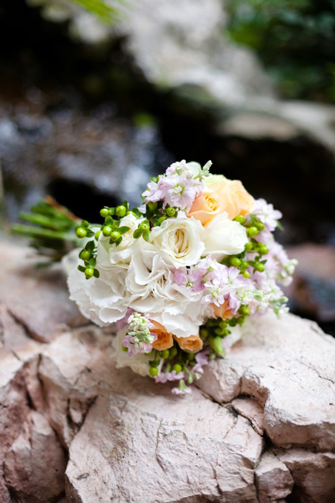 Bridal Bouquets by The Olive 3 (S) Pte Ltd - 008 Bridal Bouquets by The Olive 3 (S) Pte Ltd - 008