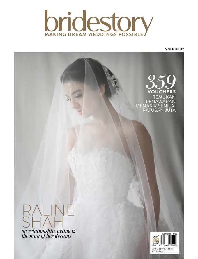 ARALE feat TEX SAVERIO Collection for RALINE SHAH at BRIDESTORY Magazine Second Edition by Bubah Alfian Make Up Artist - 001