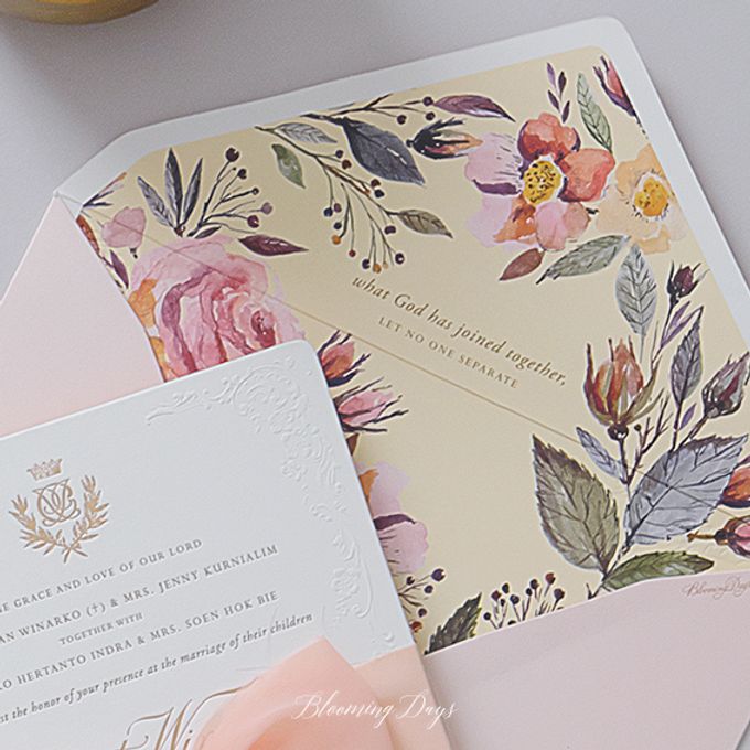 LUMINUOUS GLASS HOUSE by BloomingDays Invitation Studio - 005 LUMINUOUS GLASS HOUSE by BloomingDays Invitation Studio - 005