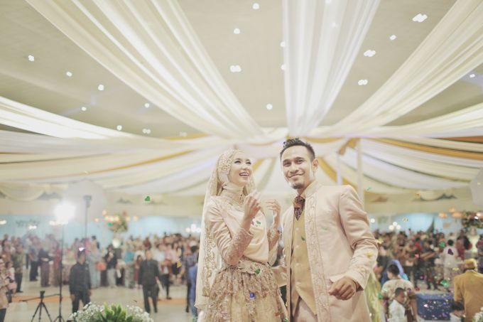 Nia & Fifin Wedding by LAKSMI - Kebaya Muslimah & Islamic Bride - 016 Nia & Fifin Wedding by LAKSMI - Kebaya Muslimah & Islamic Bride - 016