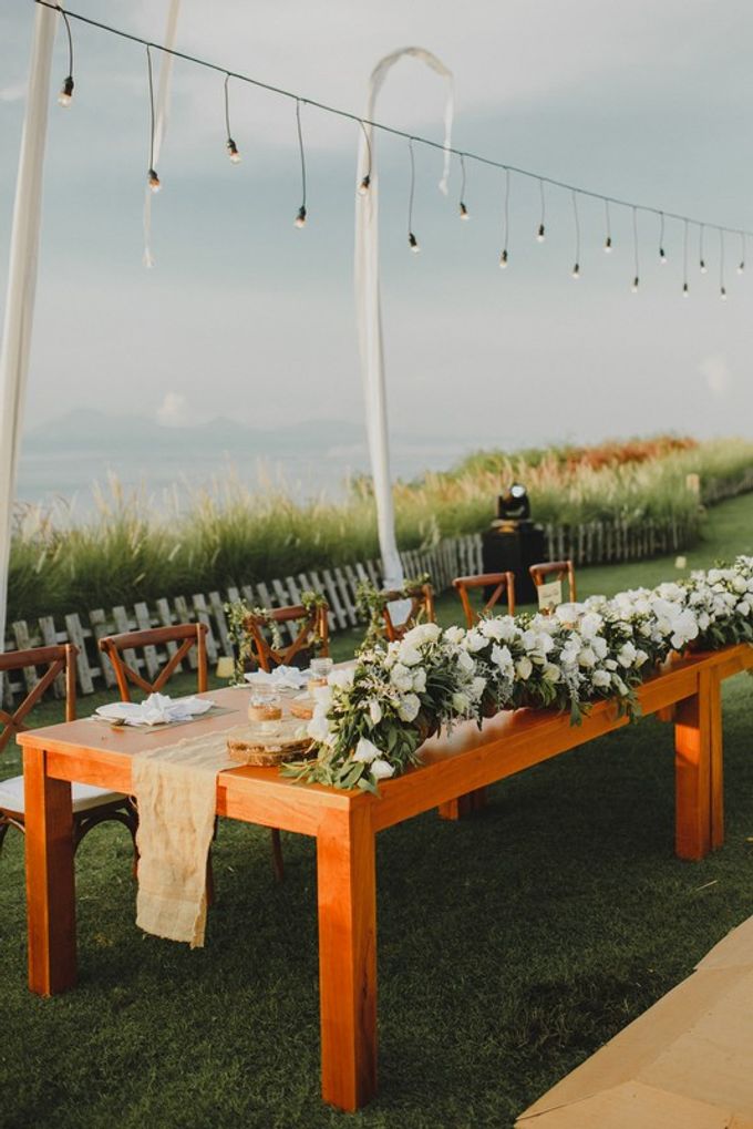 Maureen & Denny Simply White Rustic Wedding by Red Gardenia - 003 Maureen & Denny Simply White Rustic Wedding by Red Gardenia - 003