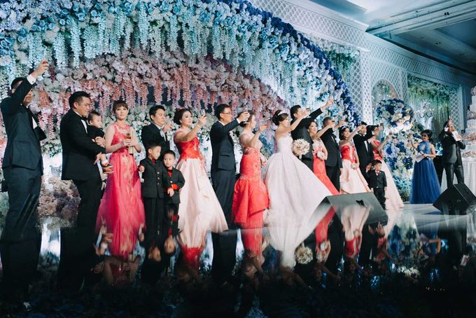 Edwin & Grace Wedding Day By Dhika by Shangri-La Hotel, Surabaya - 007