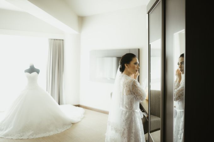 Discovery Hotel - Edwin & Clara Wedding Day by Impressions Wedding Organizer - 003