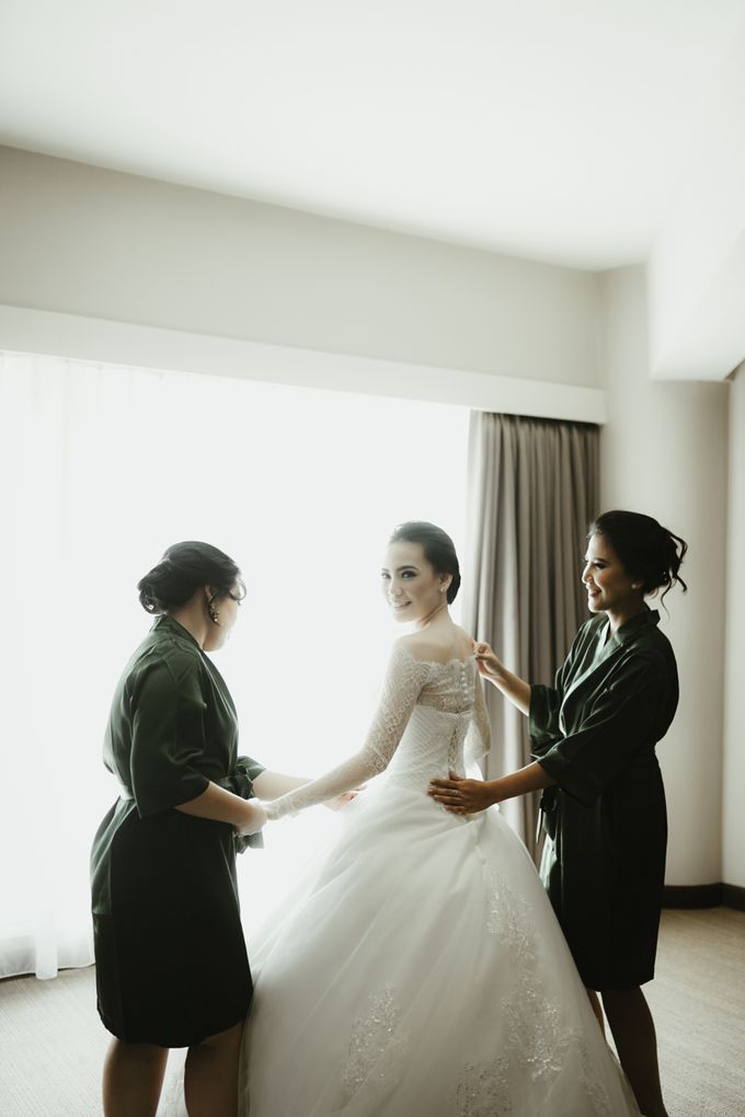 Discovery Hotel - Edwin & Clara Wedding Day by Impressions Wedding Organizer - 008