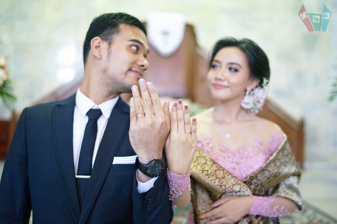 Pink Themed Engagement by Warna Project - 003