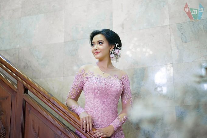 Pink Themed Engagement by Warna Project - 001