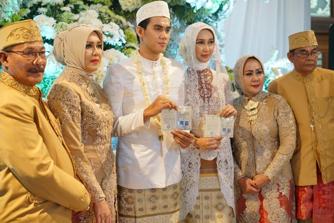 Resepsi Pernikahan Cindy & Fahmi by LIGHT Enterprise - 030 Resepsi Pernikahan Cindy & Fahmi by LIGHT Enterprise - 030