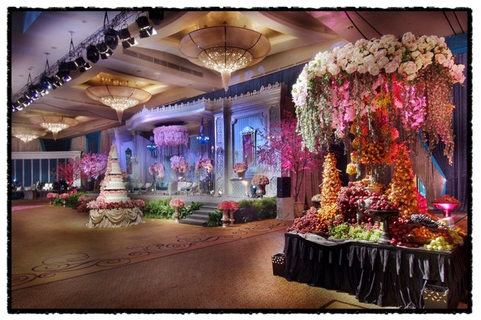 Beautiful Wedding Light of Andrew & Agnes by Etcetera Lighting - 001 Beautiful Wedding Light of Andrew & Agnes by Etcetera Lighting - 001